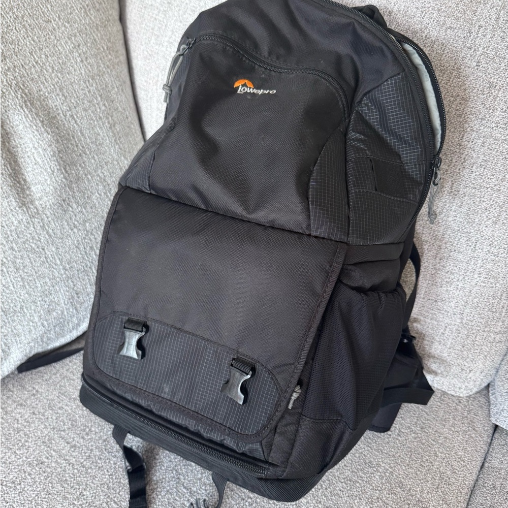Lowepro Fastpack BP 250 AW II